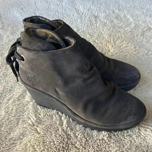 FLY London | Yaman Wedge Ankle Booties in Grey Suede Size 39/8-8.5